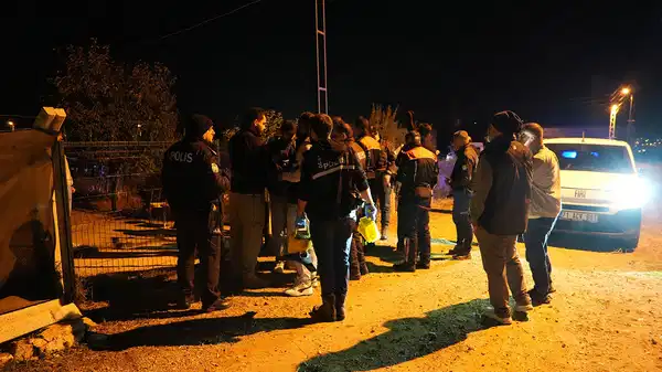 kirikkalede polis ile arbede iki jandarma personeli de dahil 23 kisiye gozalti ujT9VWR9.jpg