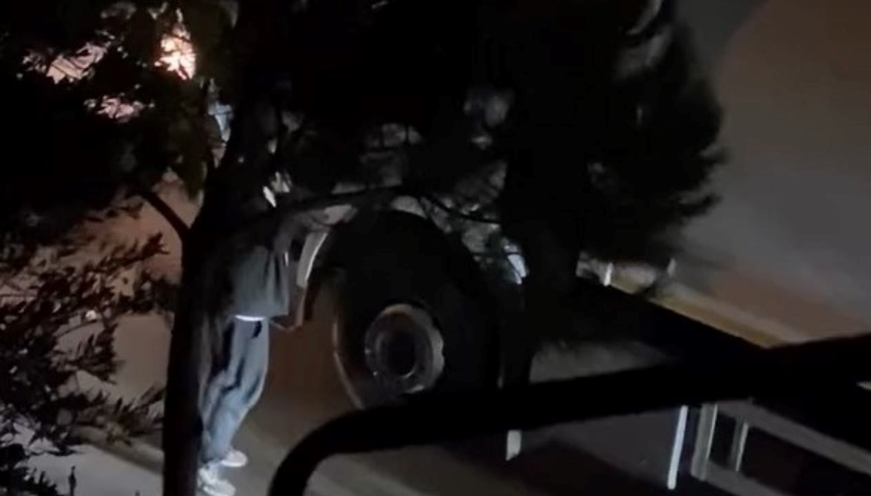 atasehirde trafikte temizlik kamyonu soforune levyeli saldiri s9YmZgQR.jpg