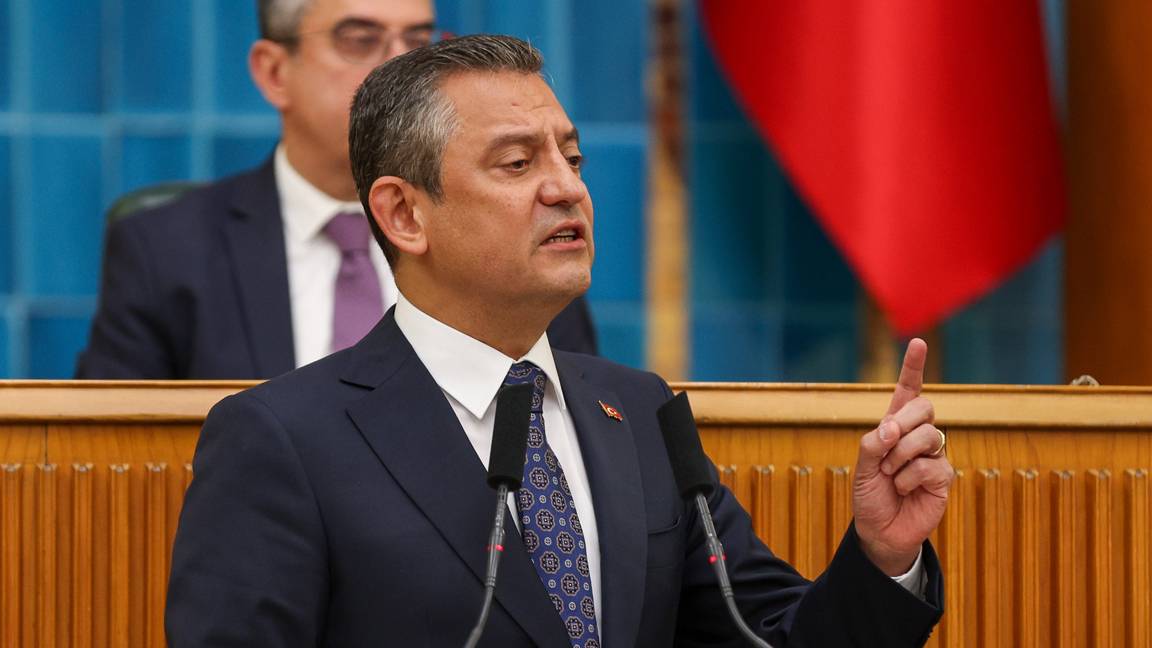 ozelden gebzede yikilan bina icin aciklama metroyu chpli belediye yapiyor olsa sabah 6da kapilari kirar burokratlari evden alirlardi simdi yalan aciklama yapiyorlar HHL4ARwz.jpg