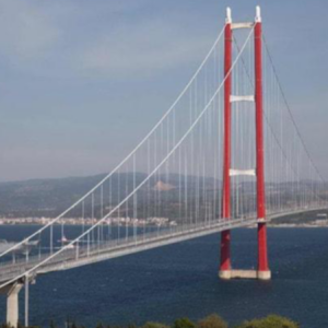 YKS yolunda kaza: Sınava giden öğrenciler TIR’la çarpıştı, biri ağır 2 yaralı